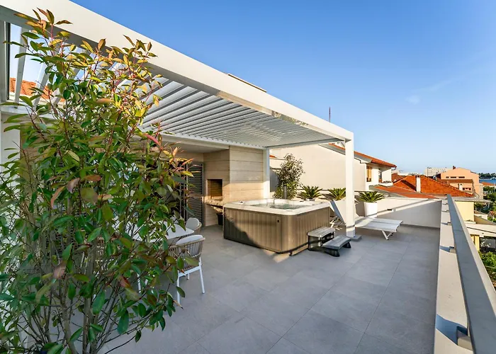 Apartment Tesa Luxury *