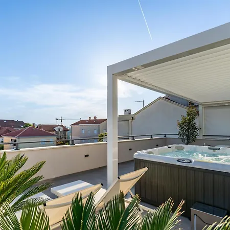 Tesa Luxury Apartamento Zadar