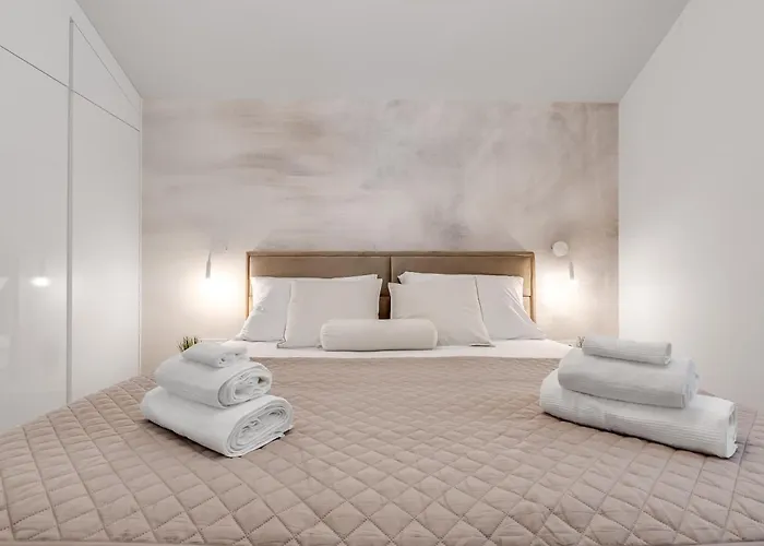 公寓 Tesa Luxury *